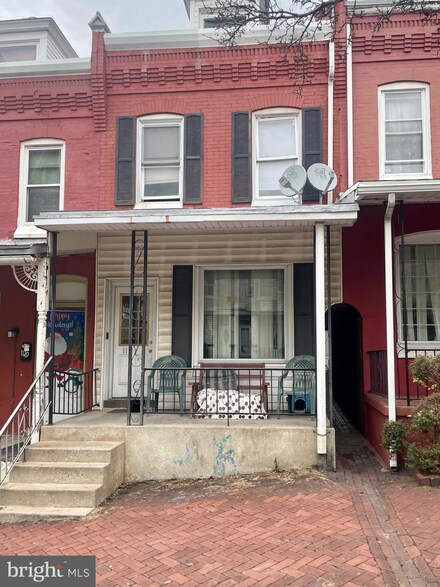 1121 Windsor St, Reading, PA 19604