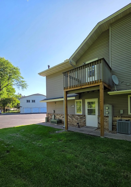 11330 Ibis St NW, Coon Rapids, MN 55433