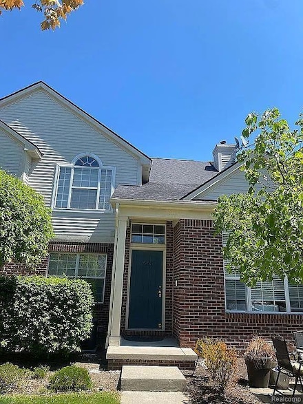 18203 Adri Cir Unit 122, Walled Lake, MI 48390