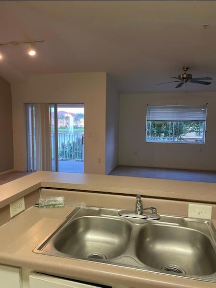 131 SW Palm Dr Unit 208, Port Saint Lucie, FL 34986