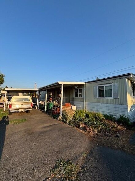 3646 Summers Ln Unit 3, Klamath Falls, OR 97603