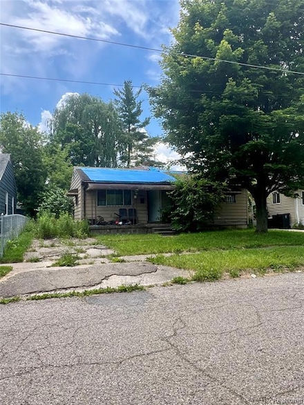 605 W Foss Ave, Flint, MI 48505