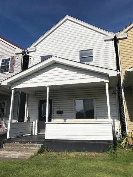 1744 Constitution Blvd, New Kensington, PA 15068