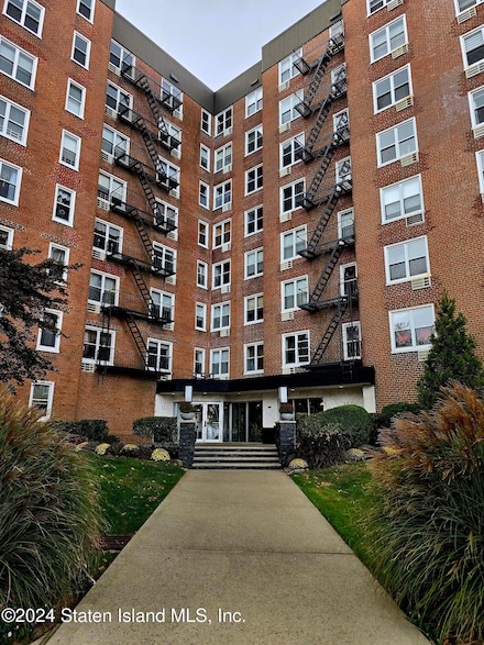 350 Richmond Terrace Unit 5H, Staten Island, NY 10301