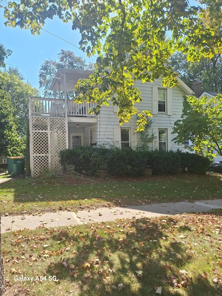 207 W Henry St, Saline, MI 48176