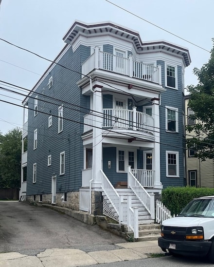 15 Lafield St Unit 1, Dorchester, MA 02122