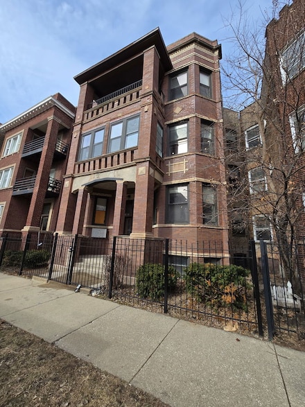 1530 E 65th Place Unit 2, Chicago, IL 60637