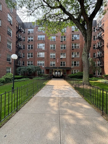 50 Fort Place, Staten Island, NY 10301