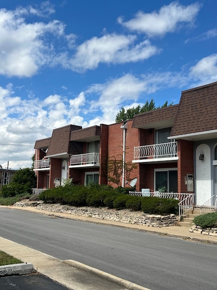 18203 Exchange Ave Unit 3, Lansing, IL 60438