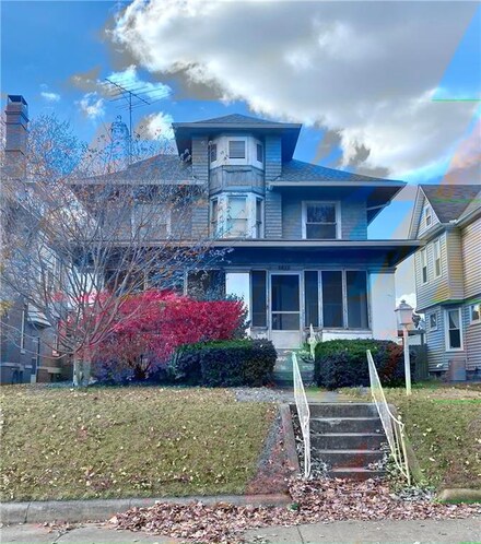 1613 S 6th St, Terre Haute, IN 47802