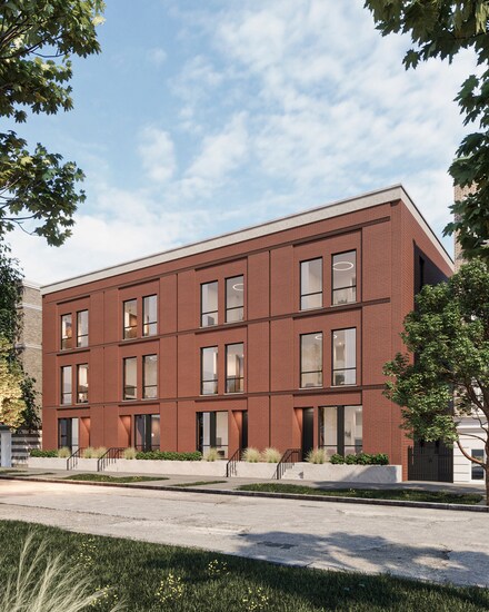 1330 E Hyde Park Blvd, Chicago, IL 60615