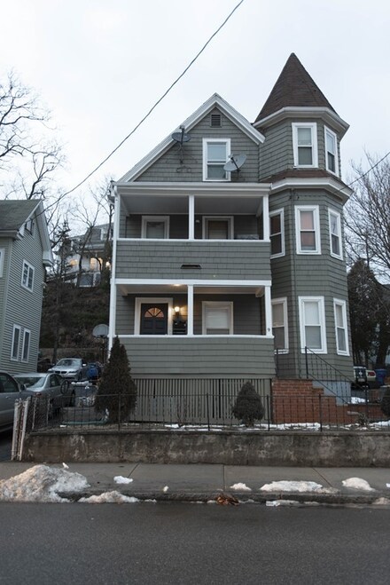 9 Orchard St, Malden, MA 02148