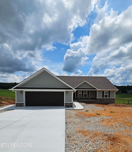 254 Thompson Rd, Madisonville, TN 37354