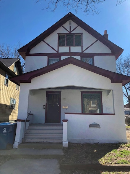 703 Locust St, Kalamazoo, MI 49007