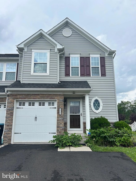 1722 Lydia Dr, Hatfield, PA 19440