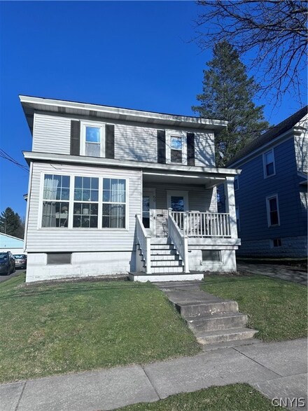 59 W 2nd St S, Fulton, NY 13069