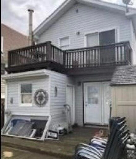 37 W 12th Rd, Broad Channel, NY 11693