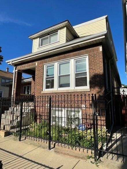 1731 N Keeler Ave, Chicago, IL 60639