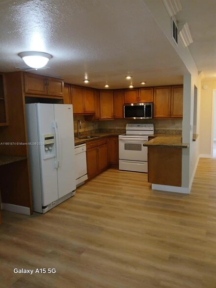 11101 Royal Palm Blvd Unit 109, Coral Springs, FL 33065
