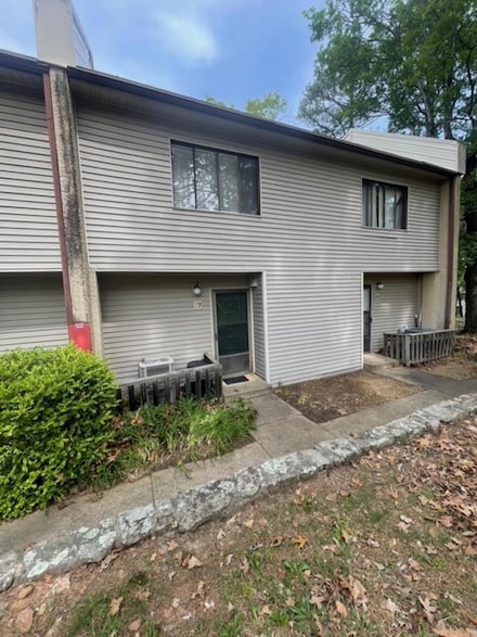 104 Chelsea Dr, Fairfield Bay, AR 72088