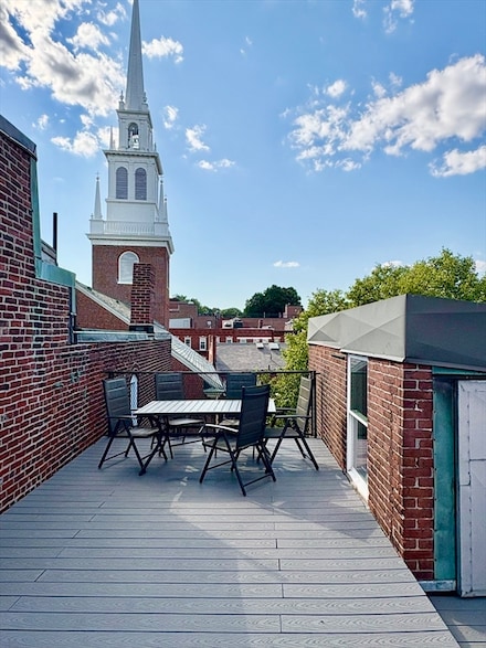 11 Unity St Unit 7, Boston, MA 02113
