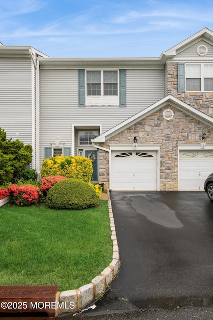 4 Linda Ct, South Amboy, NJ 08879