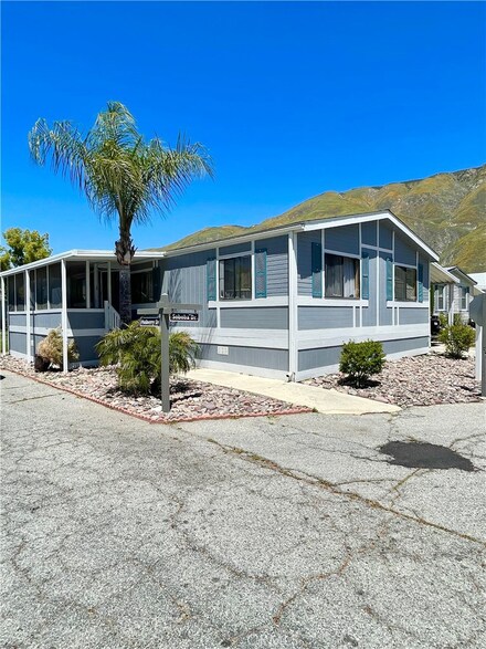 21100 State St Unit 208, San Jacinto, CA 92583
