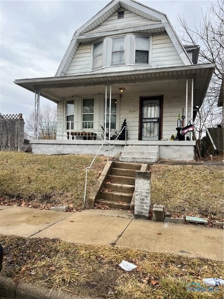 1035 Sherman St, Toledo, OH 43608