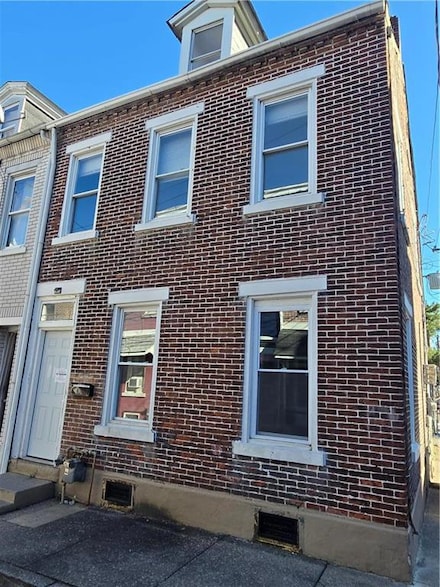 628 Oak St, Allentown, PA 18102