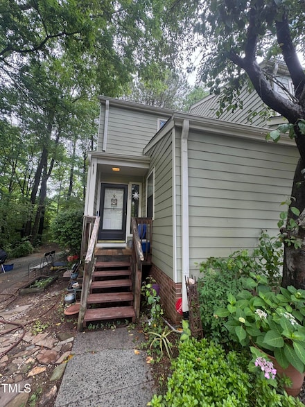 130 Beechwood Dr, Carrboro, NC 27510