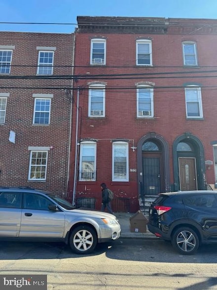 1715 N 17th St Unit 1, Philadelphia, PA 19121