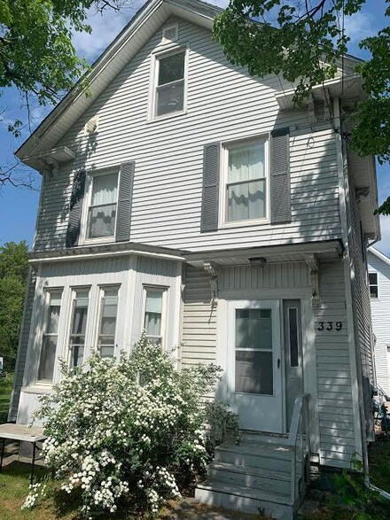 339 Stillwater Ave, Old Town, ME 04468