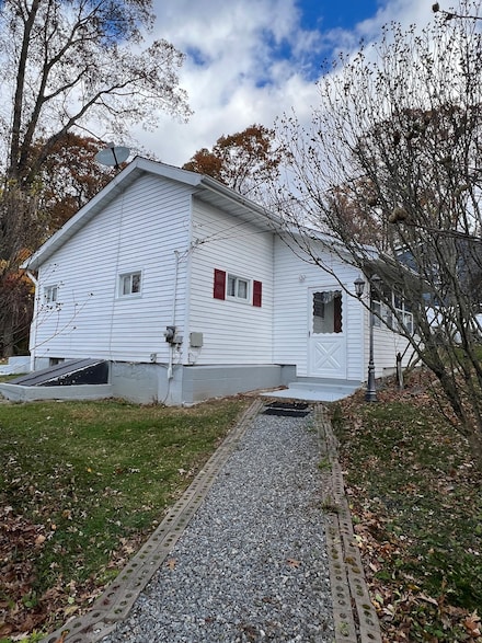 3 Chestnut Trail, Danbury, CT 06811