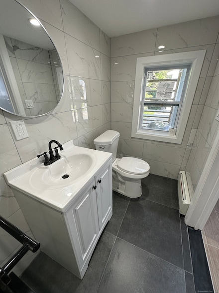 48 Prest St Unit Lower Level, New London, CT 06320