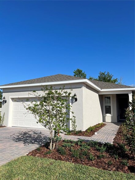 17624 Saw Palmetto Ave, Clermont, FL 34714