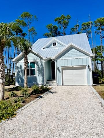 453 Rhonda Del Sol Cir, Port St. Joe, FL 32456