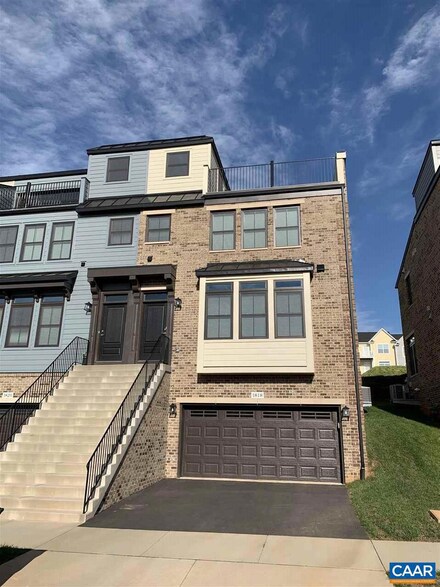 1818 Marietta Dr, Charlottesville, VA 22911