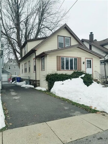 22 Willink Ave, Buffalo, NY 14210