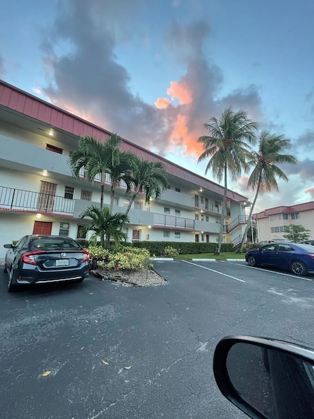 1400 NE 191st St Unit 324, Miami, FL 33179