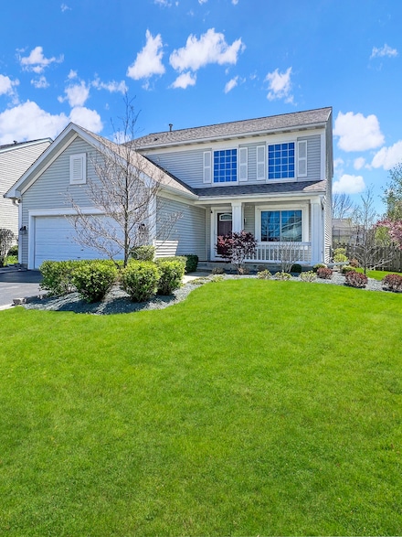 127 Bay View Ln, Grayslake, IL 60030