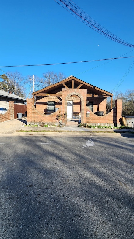 129 Daisy St, Hot Springs National Park, AR 71901