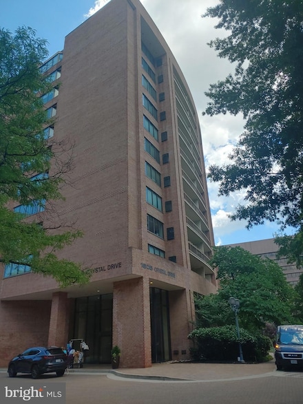 1805 Crystal Dr Unit 618S, Arlington, VA 22202