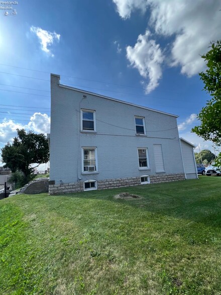 503 E Main St, Bellevue, OH 44811