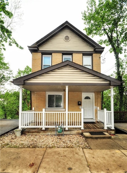 19 Baldwick Rd, Pittsburgh, PA 15205