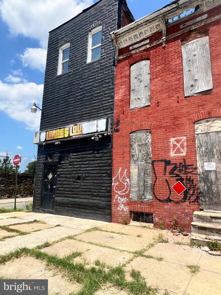1000 E Hoffman St, Baltimore, MD 21202