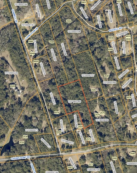 2560 Cherry Point Rd, Wadmalaw Island, SC 29487