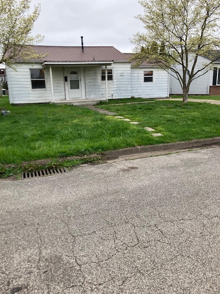 2411 Lincoln Ave, Point Pleasant, WV 25550