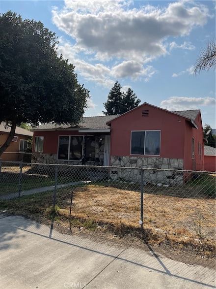 8529 Pioneer Blvd, Whittier, CA 90606