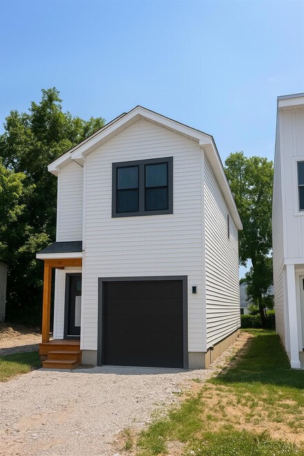 5328 Lester Rd, Cincinnati, OH 45213