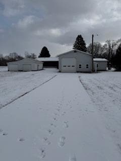 10658 Pine St, Sumner, MI 48889